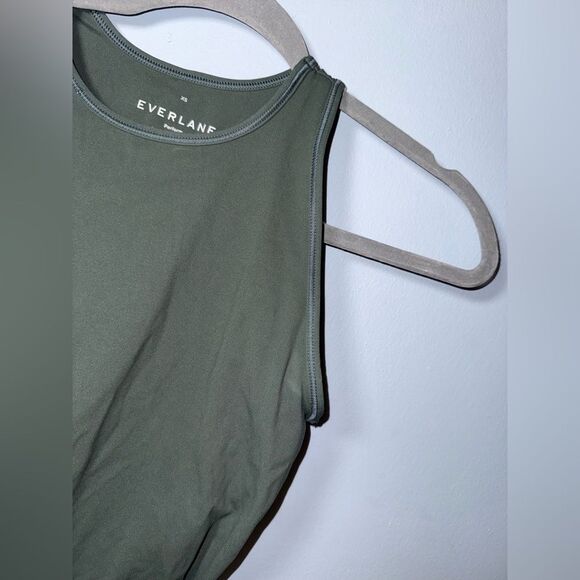 Everlane The Perform Cropped Tank Top in Green Size XS EUC - Picture 3 of 7